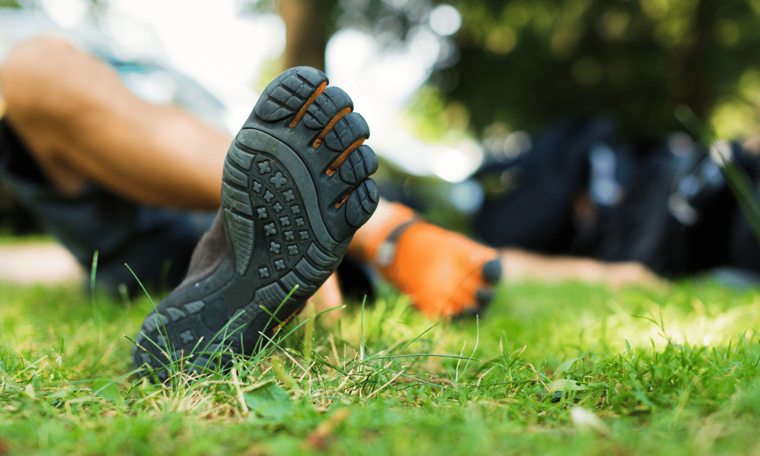 Barefoot vs. klasická obuv: Jaký je mezi nimi rozdíl a které boty jsou zdravější?
